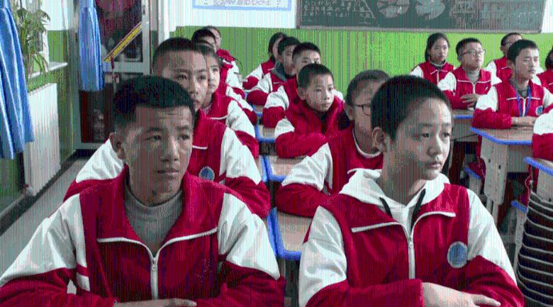 校园追星变形记
